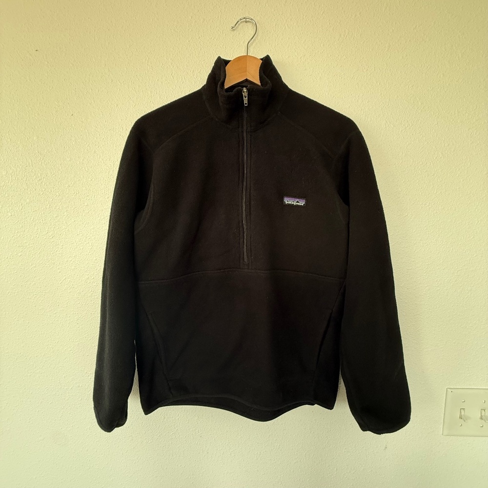 Mens Patagonia Classic Fleece Half Zip-Up in Black size Small